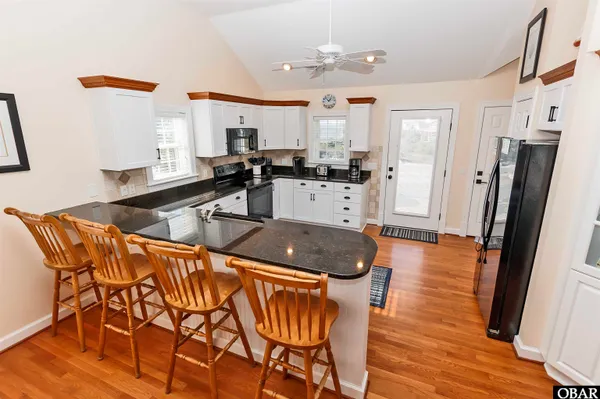 $1,095,000 | 1240 Windance Lane, Corolla, NC 27927