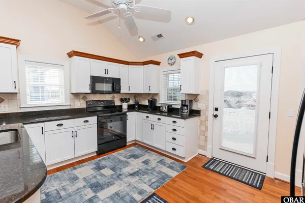 $1,095,000 | 1240 Windance Lane, Corolla, NC 27927