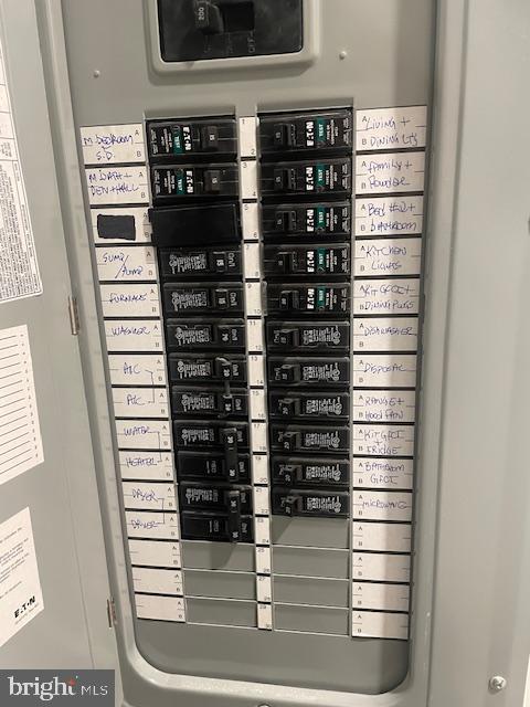 724 Taylor Street Northwest, Unit 1 Washington, DC 20011 - Photo 29 of 36 a close up of a mirror