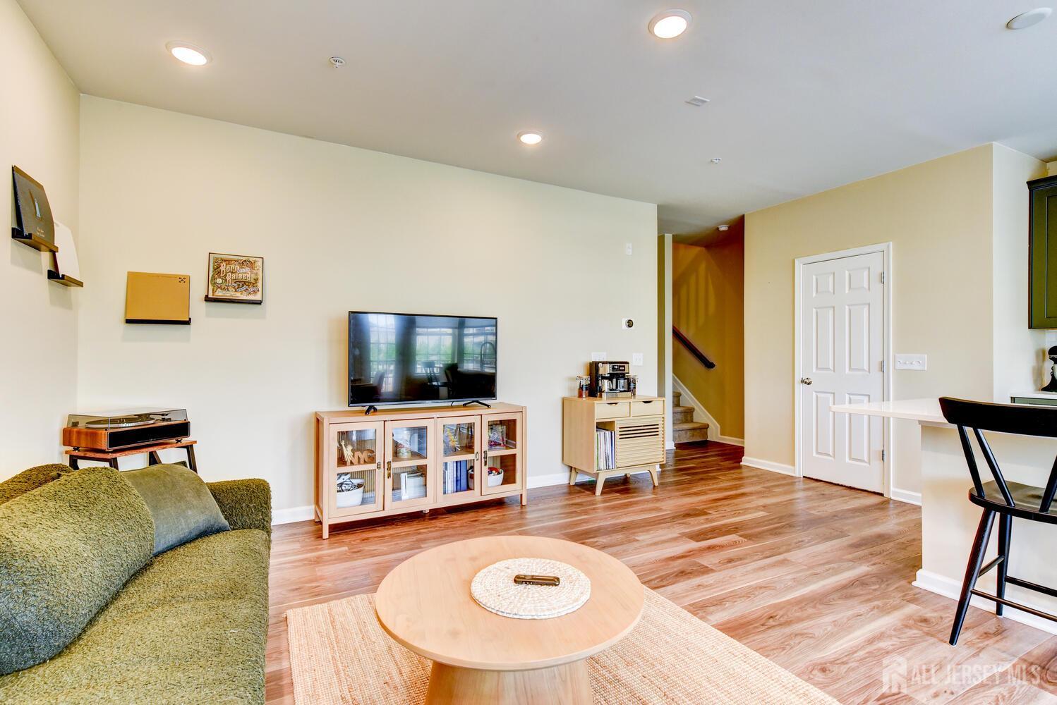 1005 Station Road Somerville, NJ 08876 - Photo 13 of 48