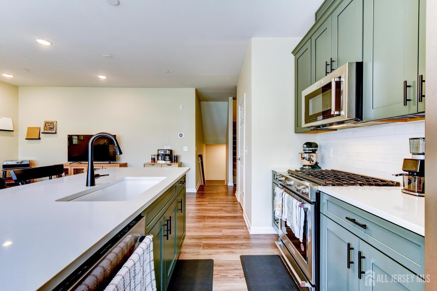 1005 Station Road Somerville, NJ 08876 - Photo 22 of 48