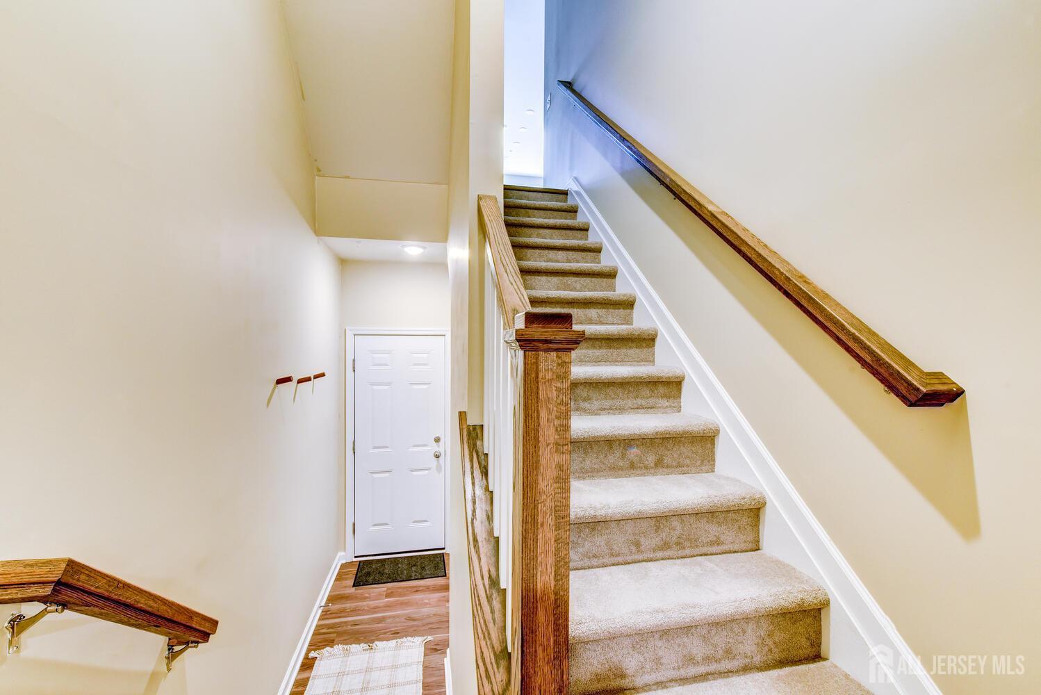 1005 Station Road Somerville, NJ 08876 - Photo 4 of 48