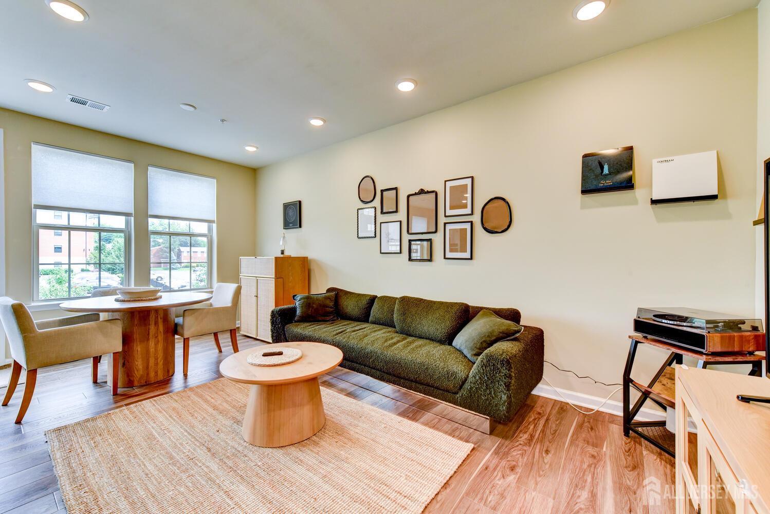 1005 Station Road Somerville, NJ 08876 - Photo 10 of 48