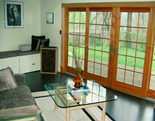 317 Orchard Spring Road Pittsburgh, PA 15220 - Photo 2 of 8 Den/Family/Great Room.