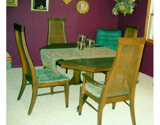 317 Orchard Spring Road Pittsburgh, PA 15220 - Photo 5 of 8 Dining Room.