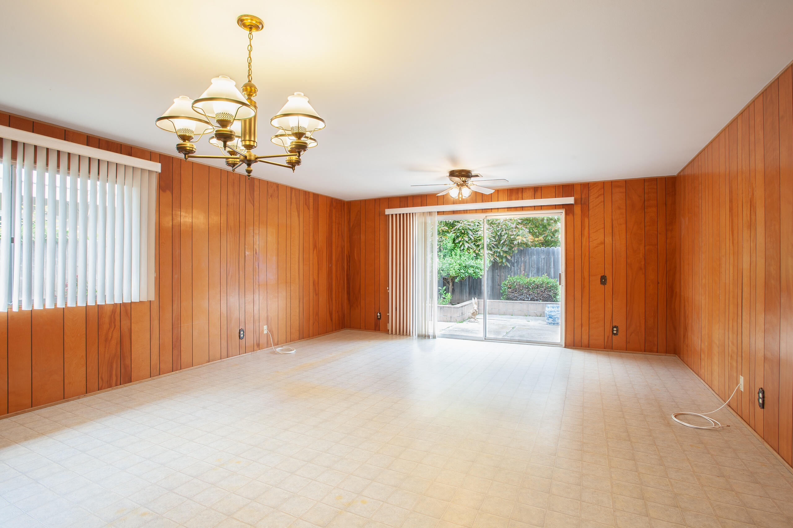 Dining/Family room