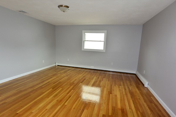 38 Burnett Road Revere, MA 02151 - Photo 13 of 28 Gallery Image 13