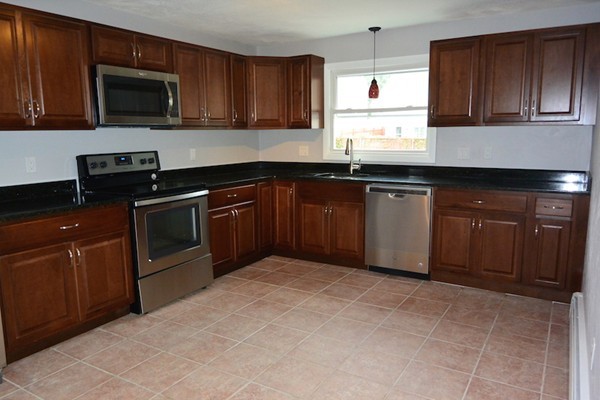 38 Burnett Road Revere, MA 02151 - Photo 14 of 28 Gallery Image 14