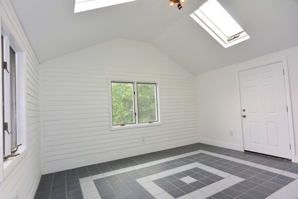 38 Burnett Road Revere, MA 02151 - Photo 10 of 28 Gallery Image 10