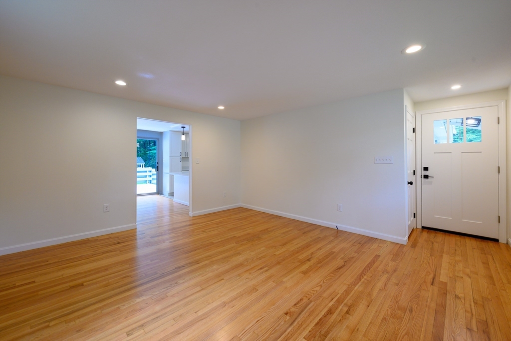 317 Paper Mill Road Westfield, MA 01085 - Photo 15 of 25 Gallery Image 15