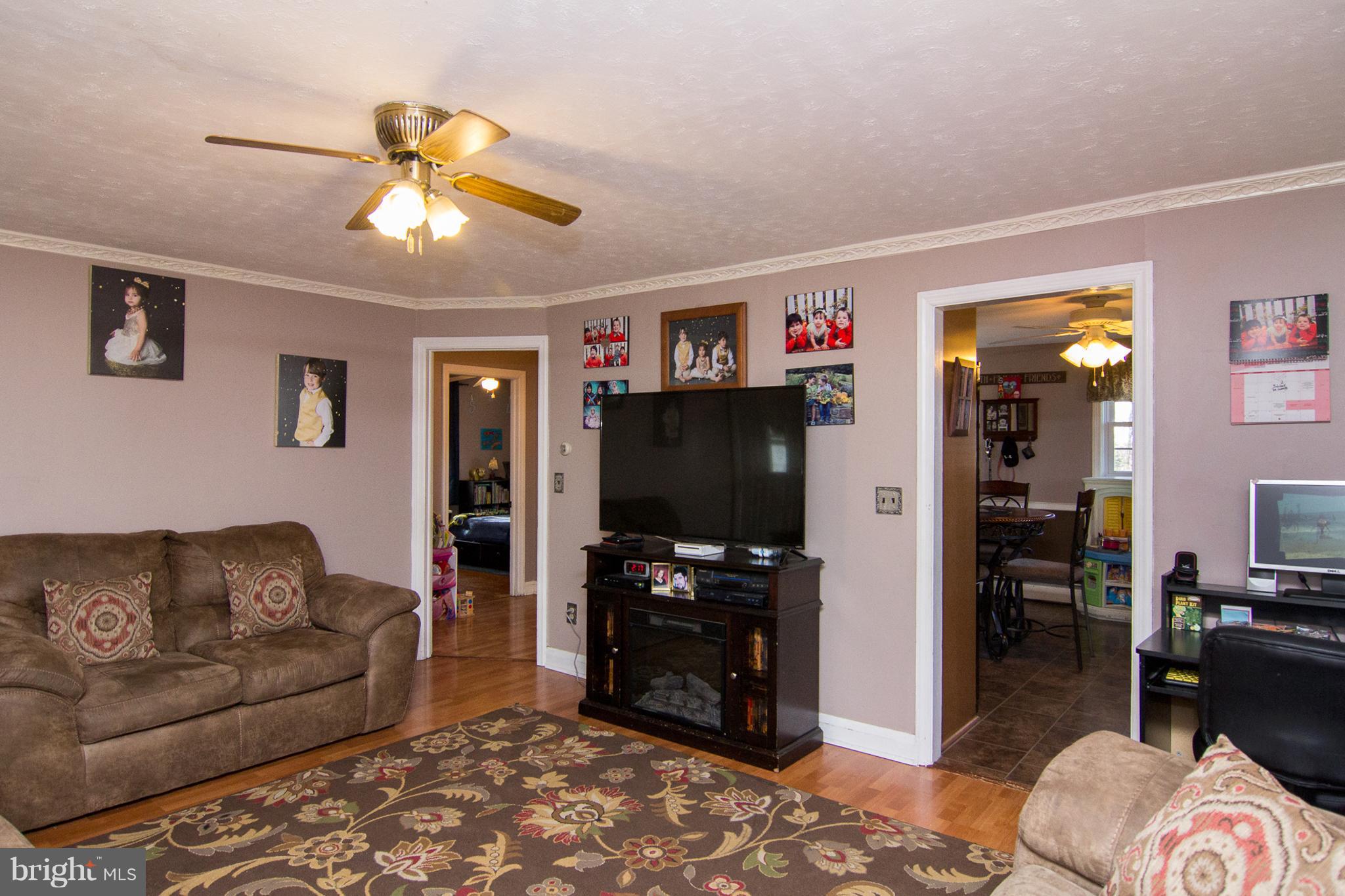 1344 Old Manchester Road Westminster, MD 21157 - Photo 8 of 30 Living Room