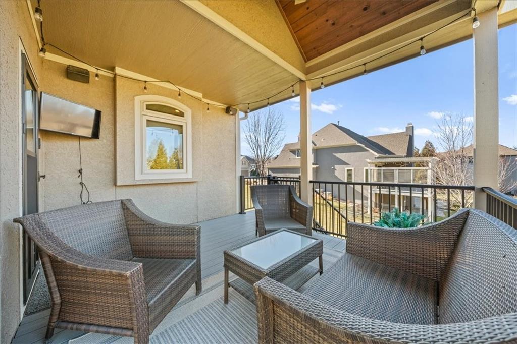 15533 England Street Overland Park, KS 66221 - Photo 47 of 55