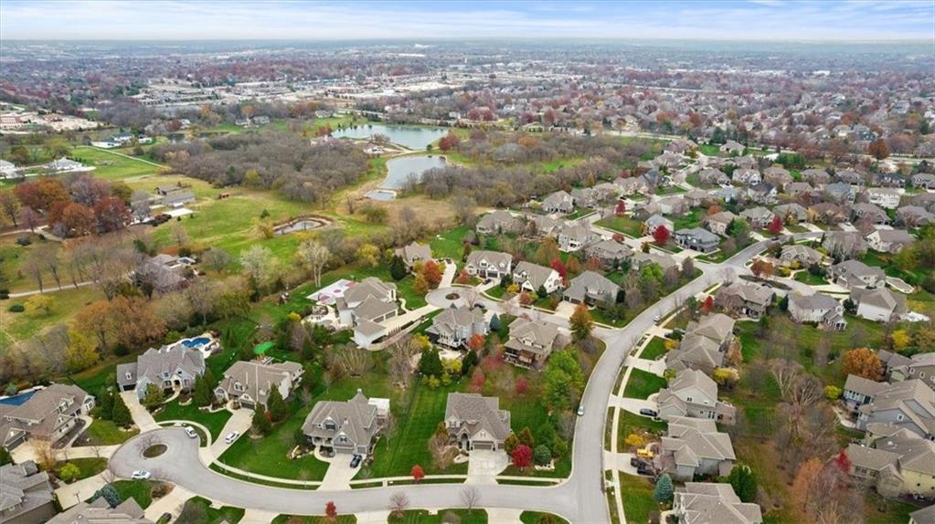 15533 England Street Overland Park, KS 66221 - Photo 54 of 55