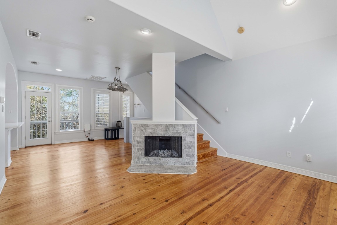 421 Harvard Street, Unit E Houston, TX 77007 - Photo 12 of 21