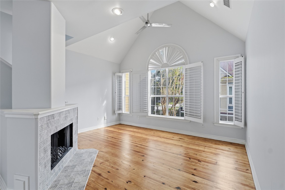 421 Harvard Street, Unit E Houston, TX 77007 - Photo 14 of 21