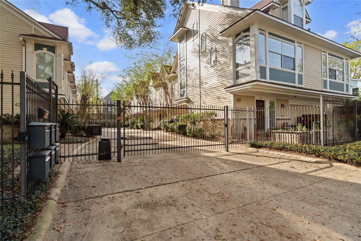 421 Harvard Street, Unit E Houston, TX 77007 - Photo 21 of 21