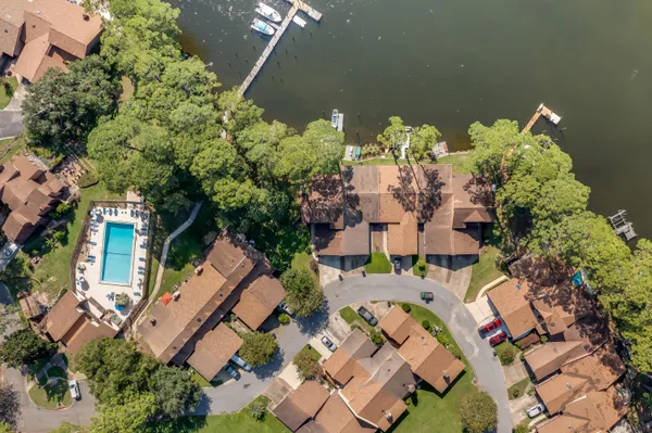 $299,900 | 44 Hidden Cove Drive, Unit 44, Valparaiso, FL 32580