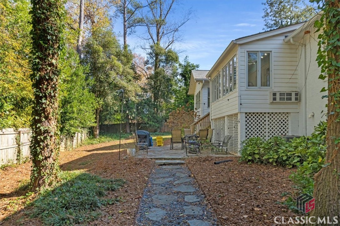196 Rock Glen Road Athens, GA 30606 - Photo 34 of 37 Gallery Image 34