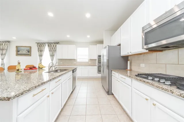 $3,980 | 15406 Easton Gate Lane, Houston, TX 77044