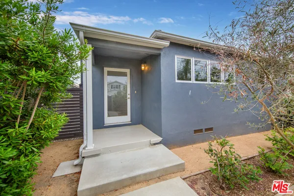 $1,739,700 | 1060 Nowita Place, Venice, CA 90291
