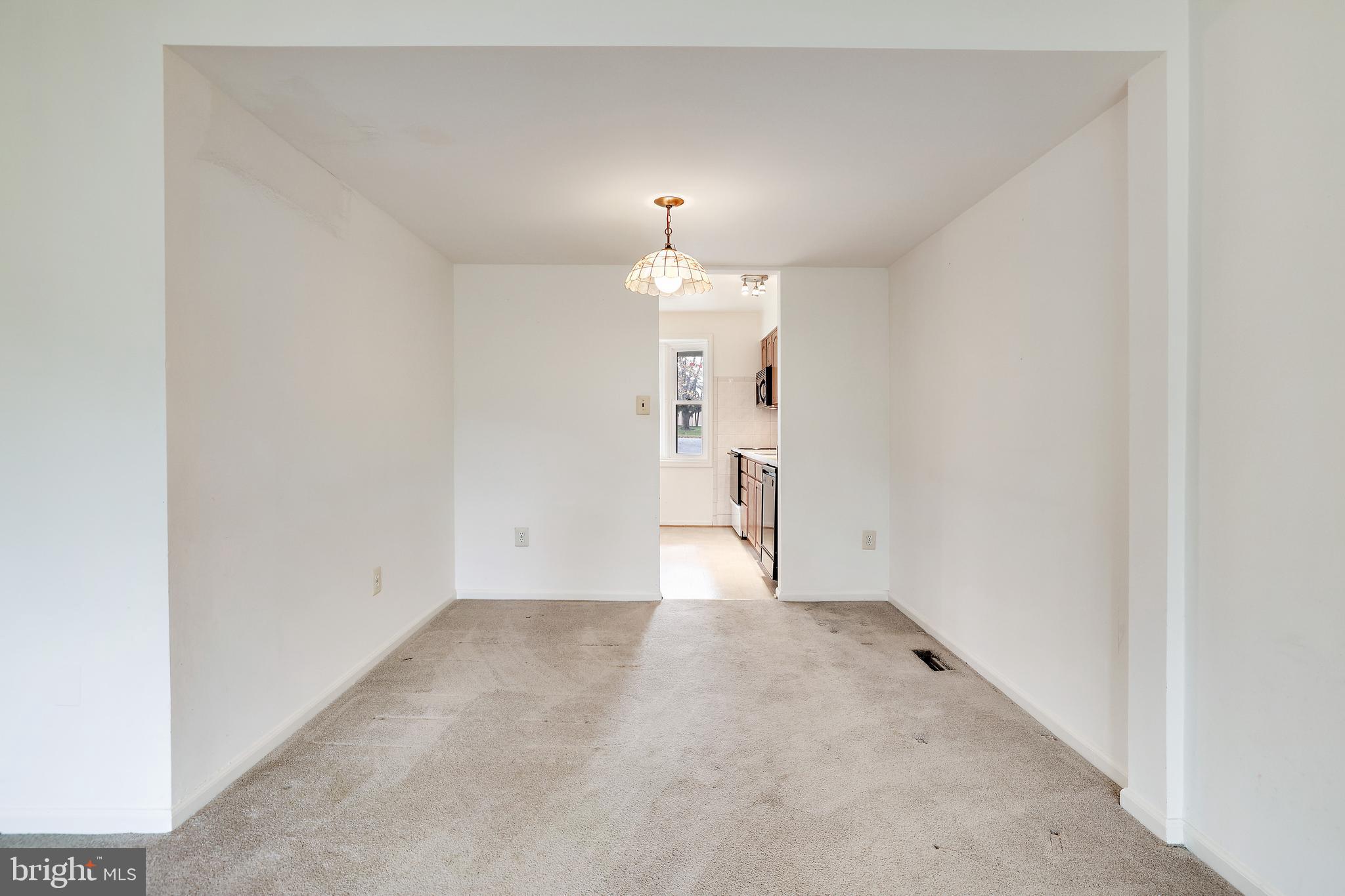 10896 Rock Coast Road Columbia, MD 21044 - Photo 11 of 36 Gallery Image 11