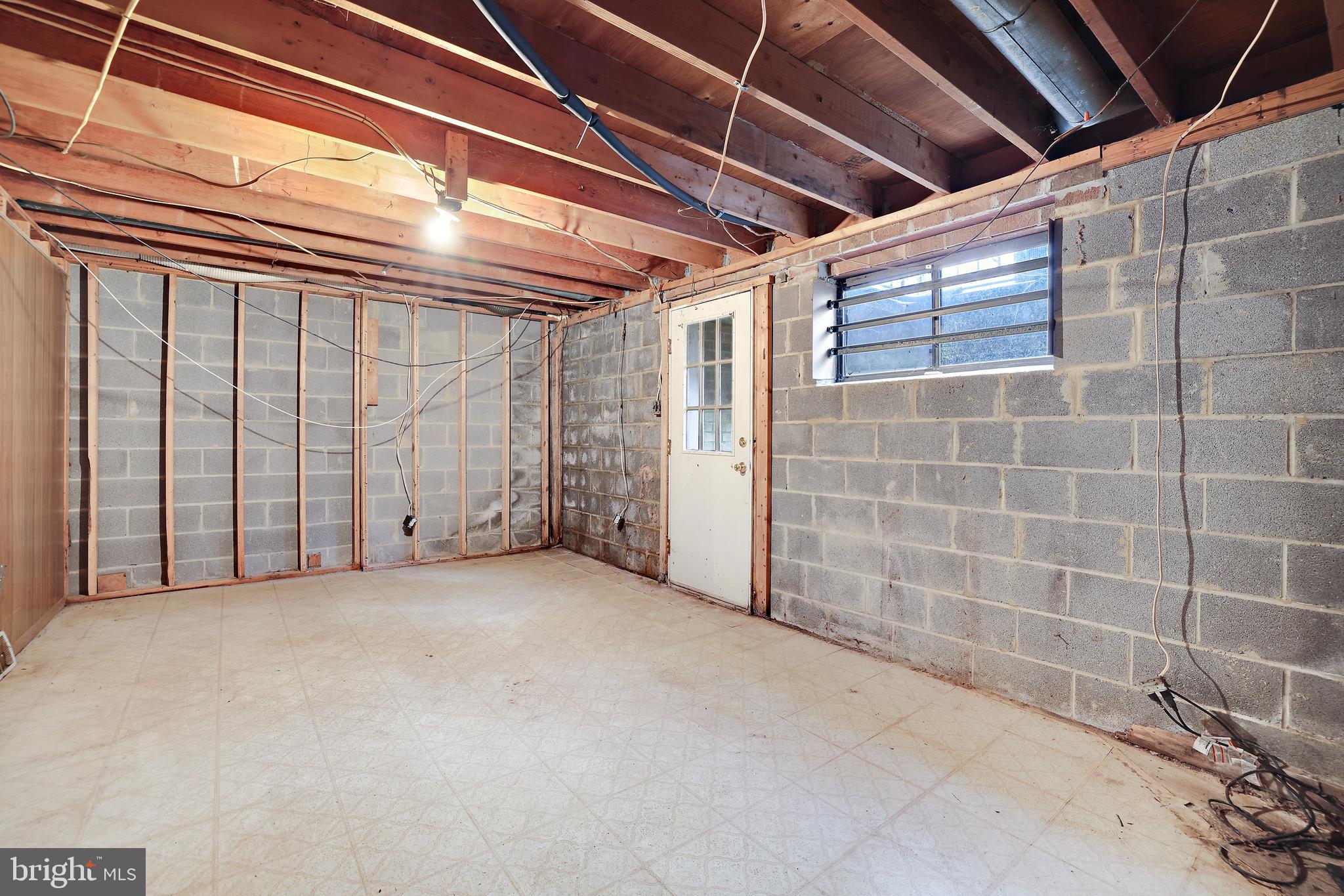 10896 Rock Coast Road Columbia, MD 21044 - Photo 30 of 36 Gallery Image 30