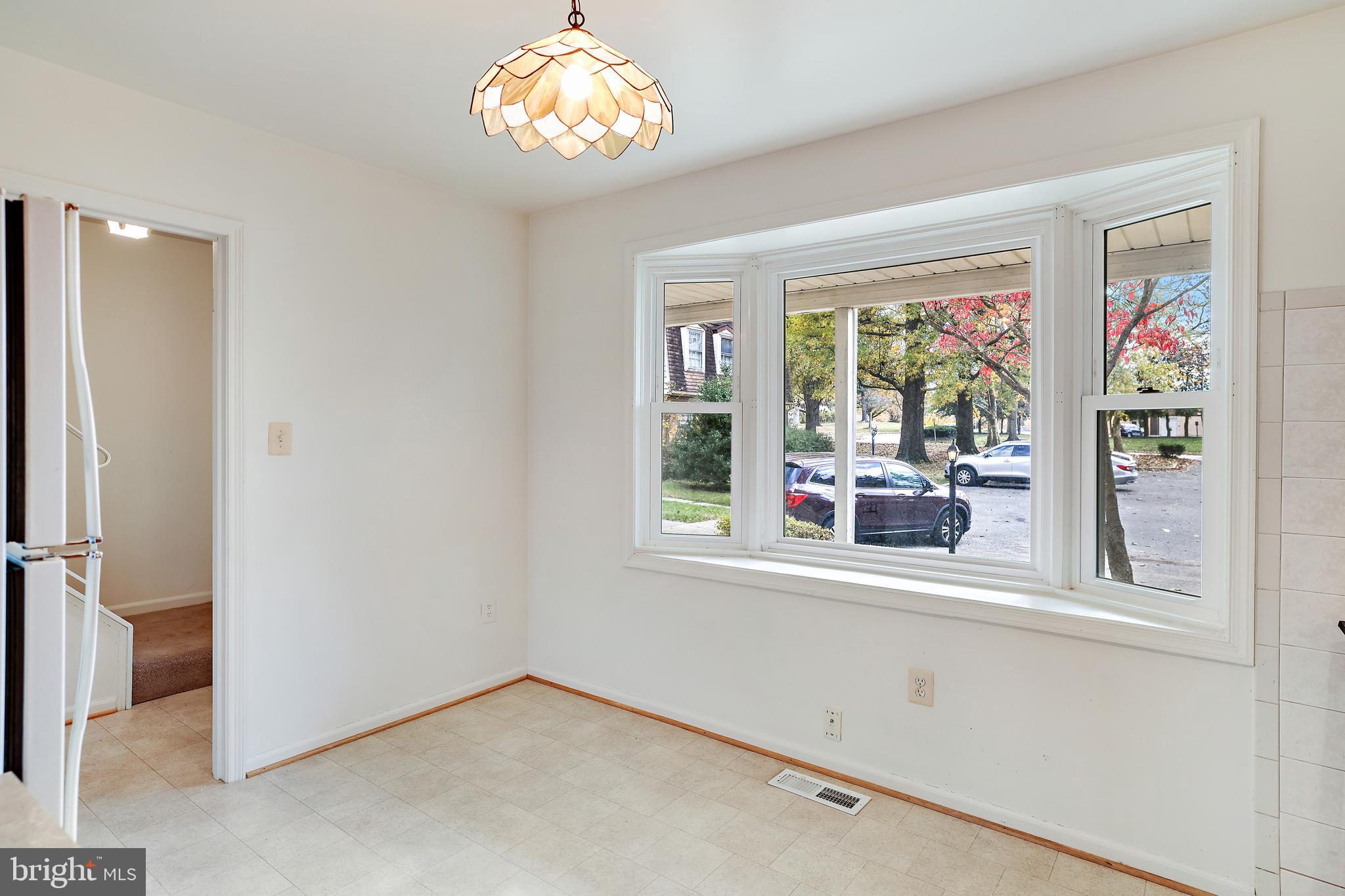 10896 Rock Coast Road Columbia, MD 21044 - Photo 8 of 36 Gallery Image 8