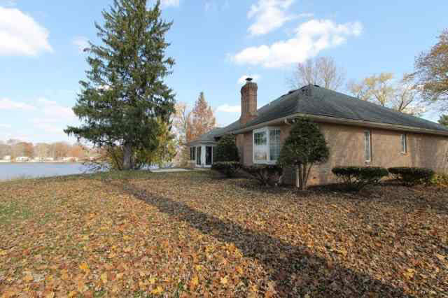 303 Carter Road Goshen, IN 46526 - Photo 3 of 25 Gallery Image 3
