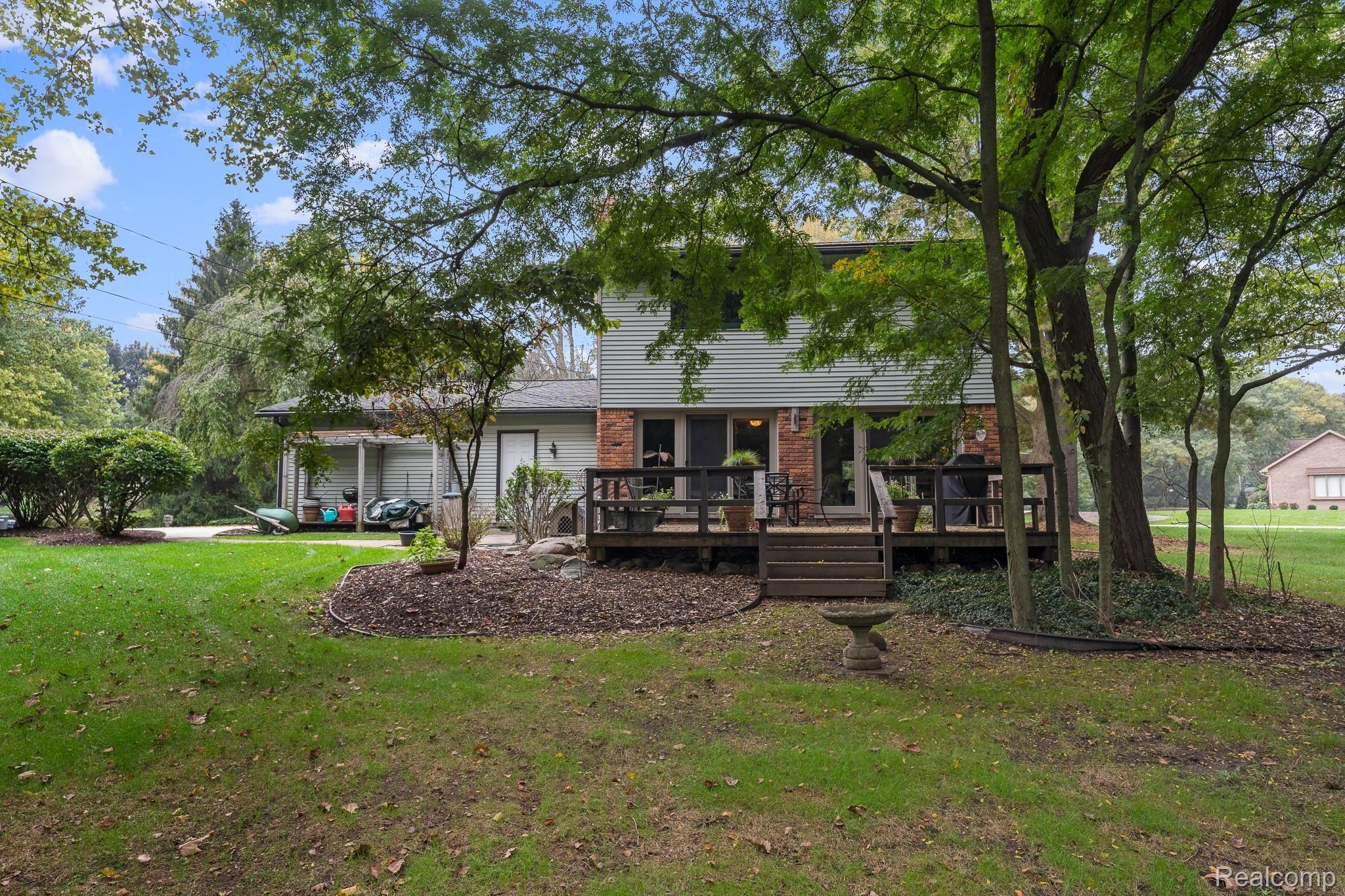 846 Leinster Road Rochester, MI 48309 - Photo 31 of 35 846 Leinster MLS-W035.jpg