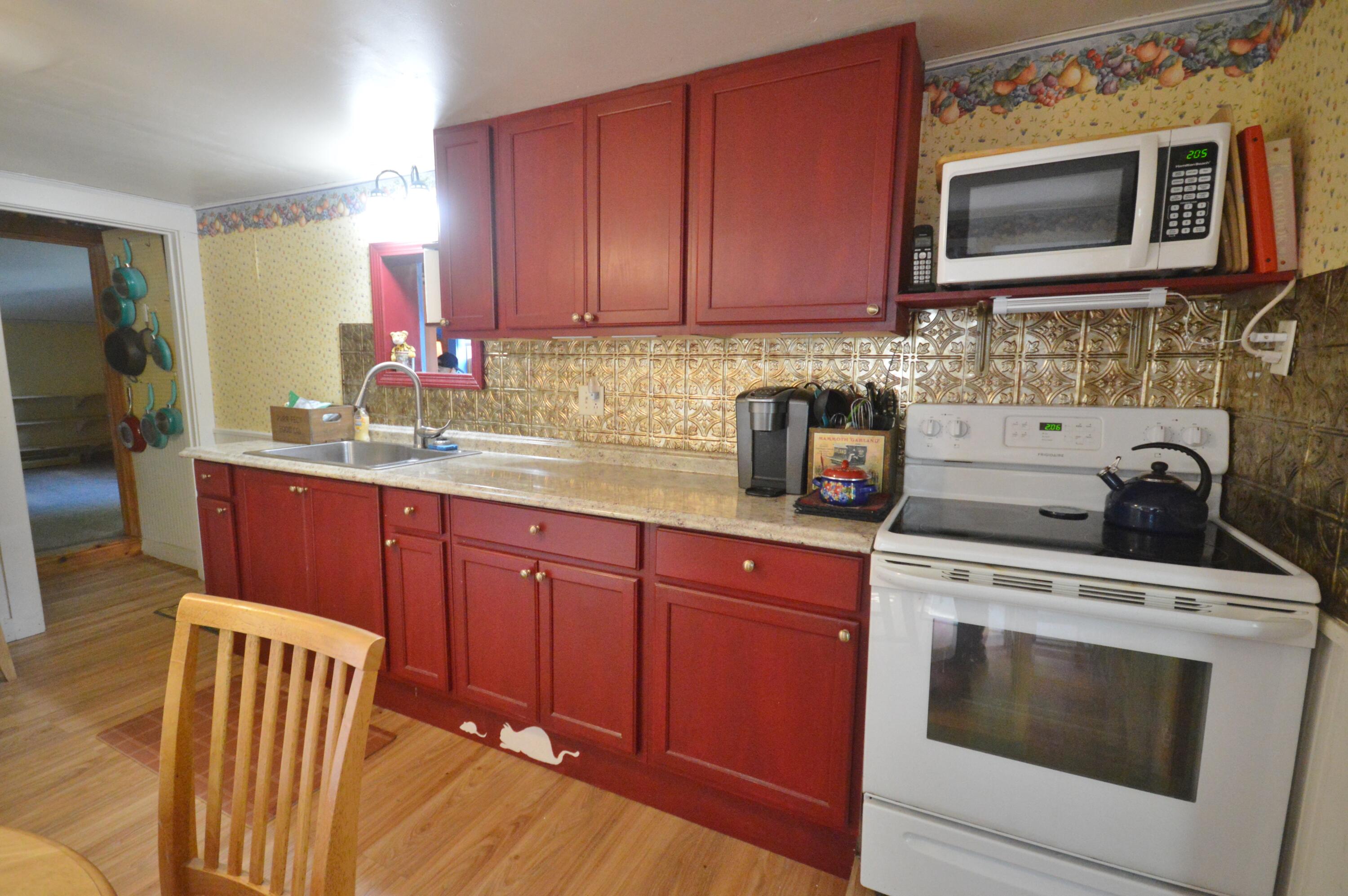 18 Lemon Street Bangor, ME 04401 - Photo 10 of 41 DSC_0027