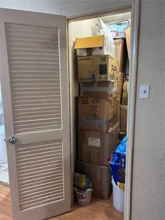 $100,000 | 9700 Leawood Boulevard, Unit 308, Houston, TX 77099