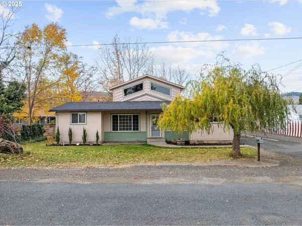 $499,000 | 2708 North Depot Street, La Grande, OR 97850