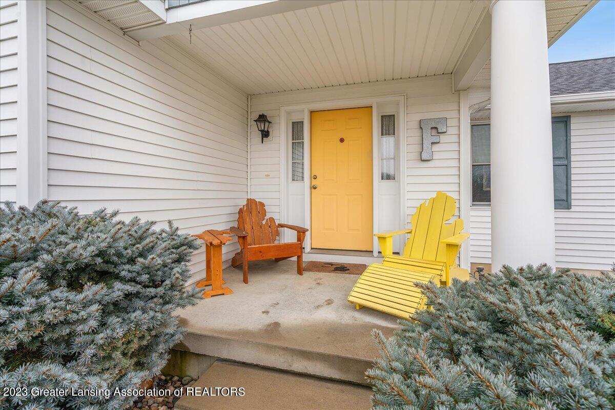 4589 Stone Road Onondaga, MI 49264 - Photo 3 of 51 06-Media Jett-15