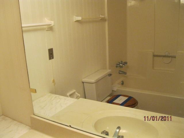 4141 Karl Road, Unit 206 Columbus, OH 43224 - Photo 9 of 12 Gallery Image 9