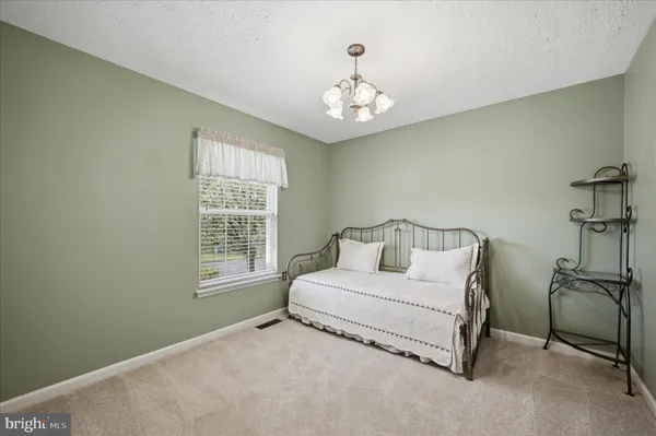 $479,000 | 231 Bentley Avenue, Winchester, VA 22602