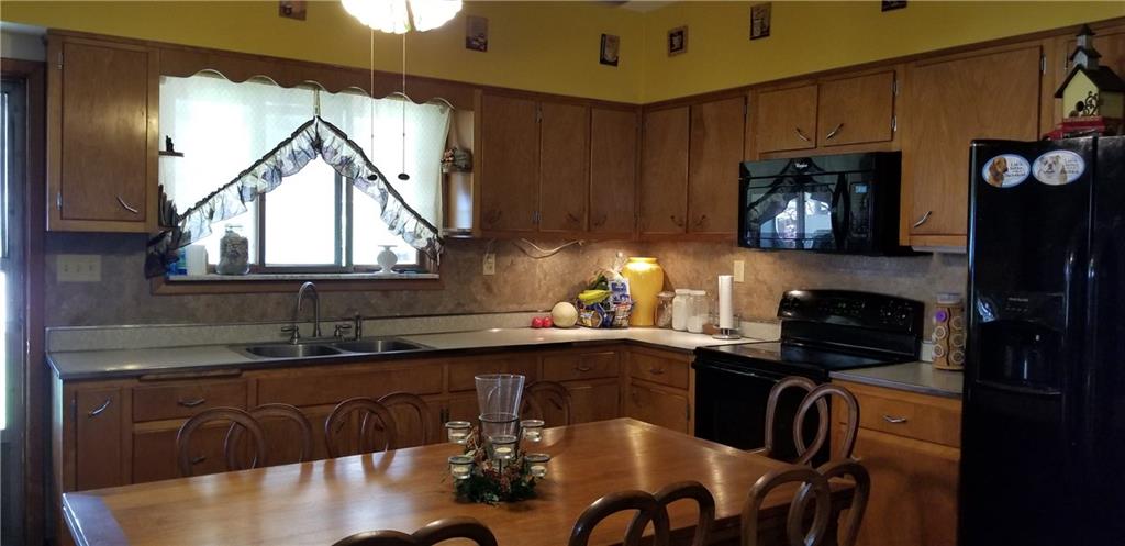 609 Overhead Bridge Road Youngwood, PA 15697 - Photo 3 of 13 Gallery Image 3