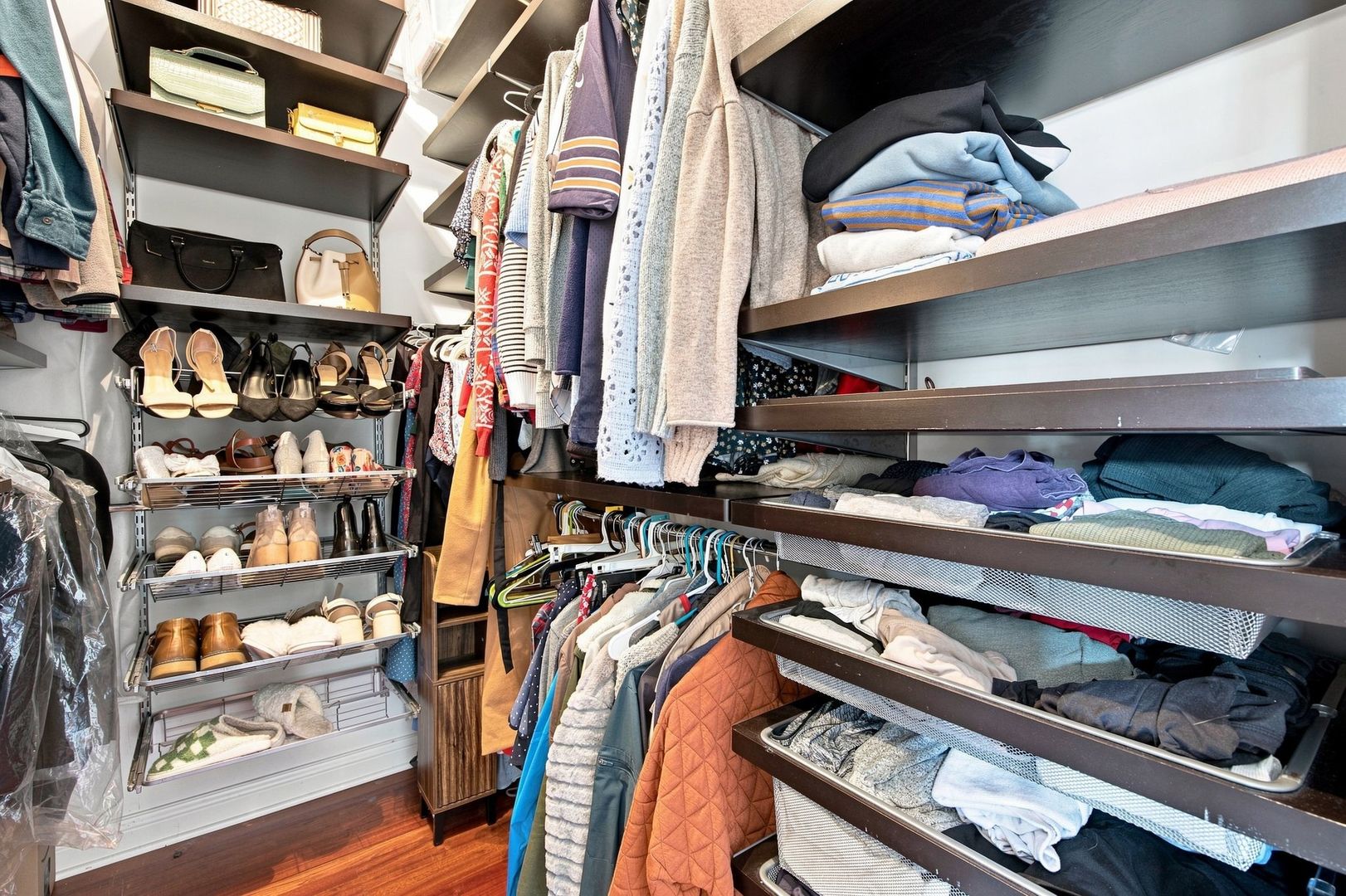 1925 West Irving Park Road, Unit 3 Chicago, IL 60613 - Photo 30 of 34 Gallery Image 30