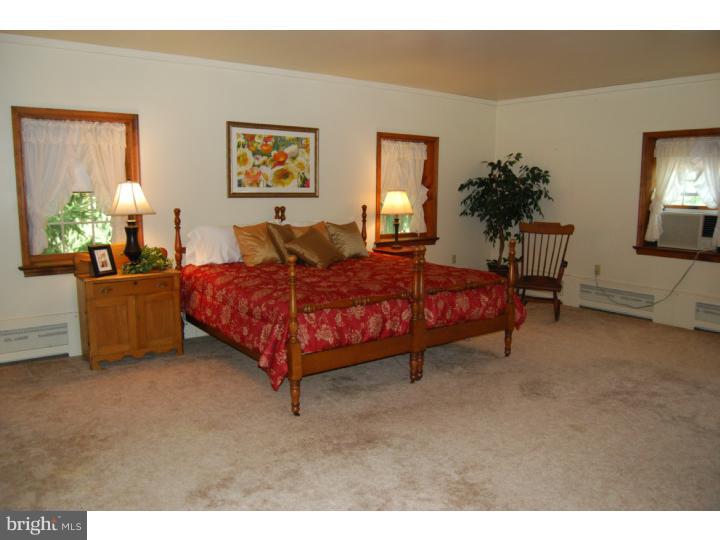 738 Schoolhouse Road Pottstown, PA 19465 - Photo 13 of 15 Gallery Image 13