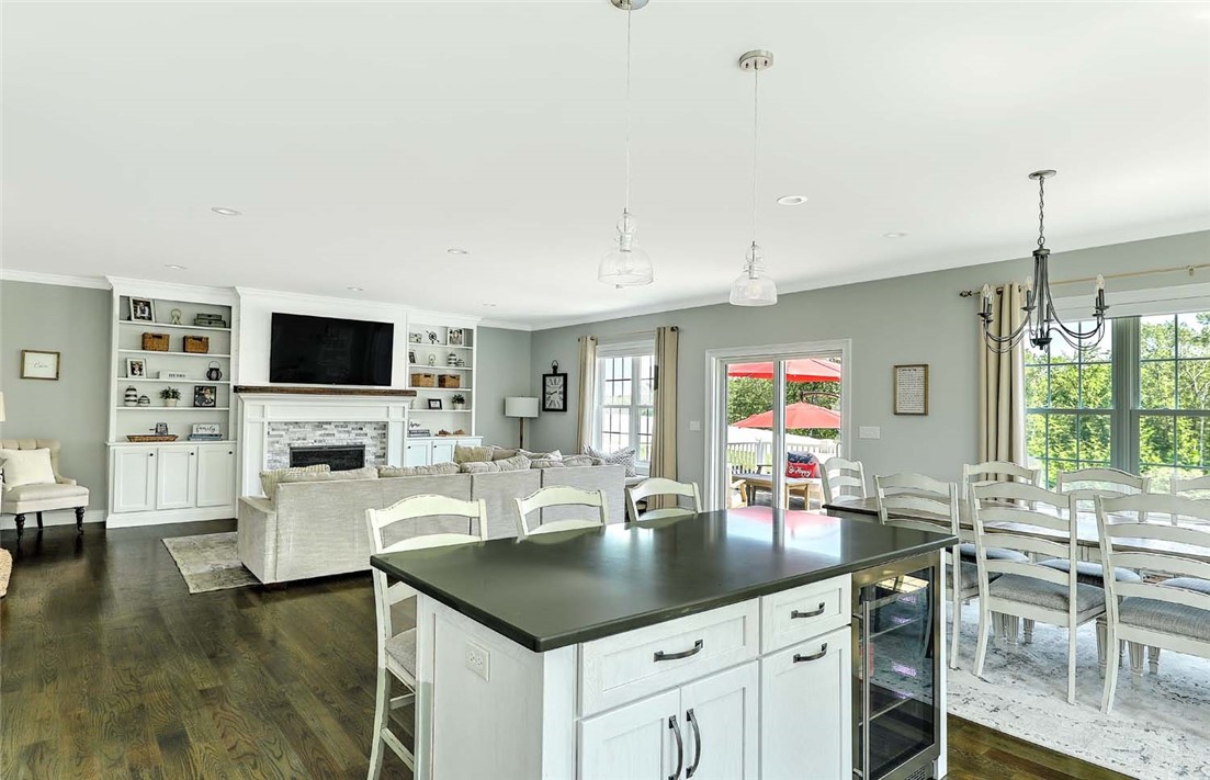 1 West Farm Road Smithfield, RI 02917 - Photo 15 of 50 Kitchen