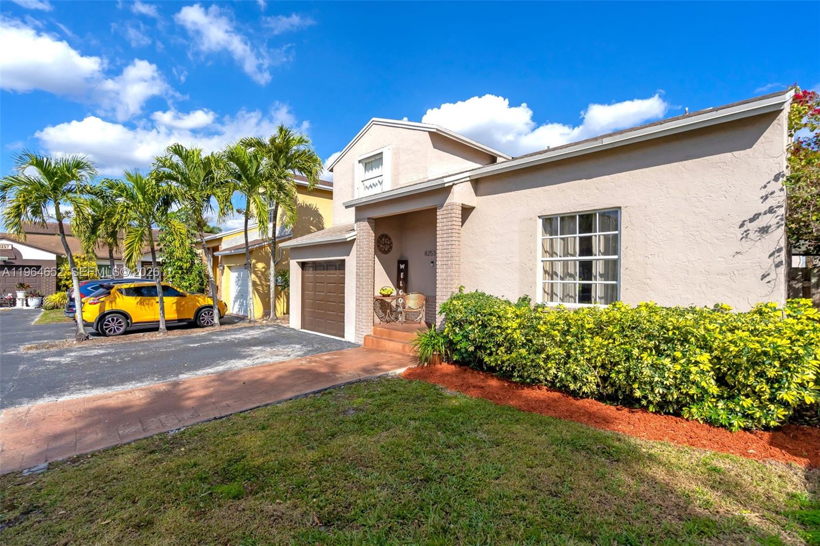 8253 Northwest 192nd Terrace Hialeah, FL 33015 - Photo 3 of 36