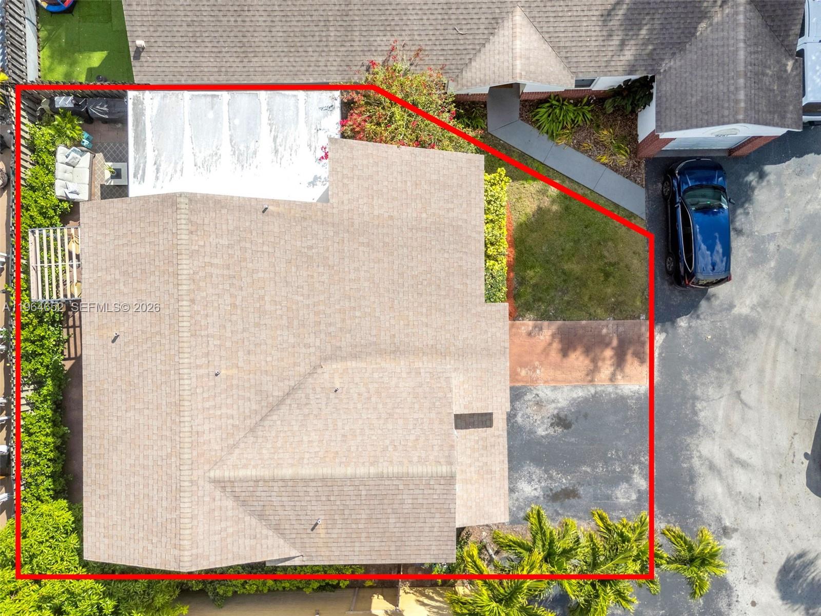 8253 Northwest 192nd Terrace Hialeah, FL 33015 - Photo 35 of 36