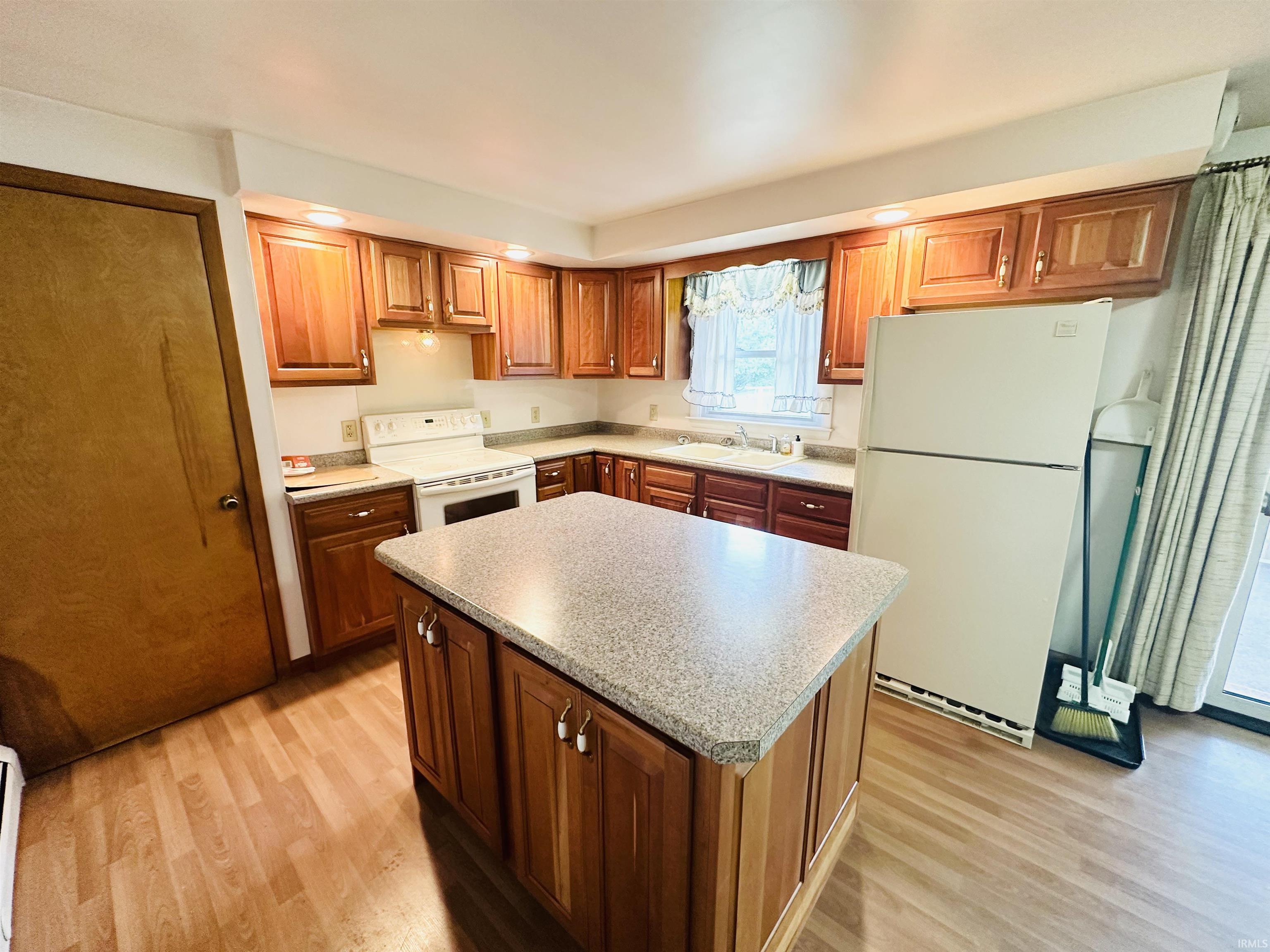 15416 3rd Road Plymouth, IN 46563 - Photo 15 of 25