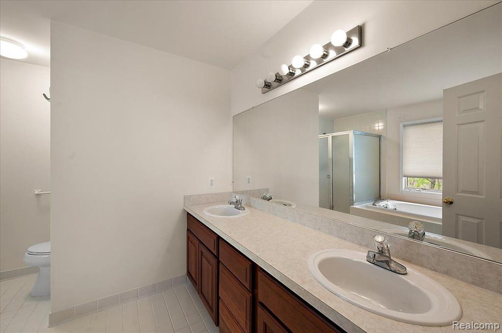 1043 Moran Drive Rochester, MI 48307 - Photo 23 of 48 Gallery Image 23