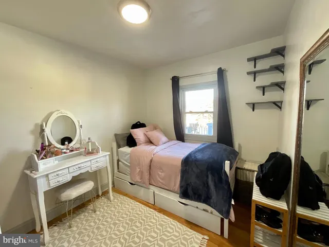 $3,500 | 6822 Donahue Court, Falls Church, VA 22042