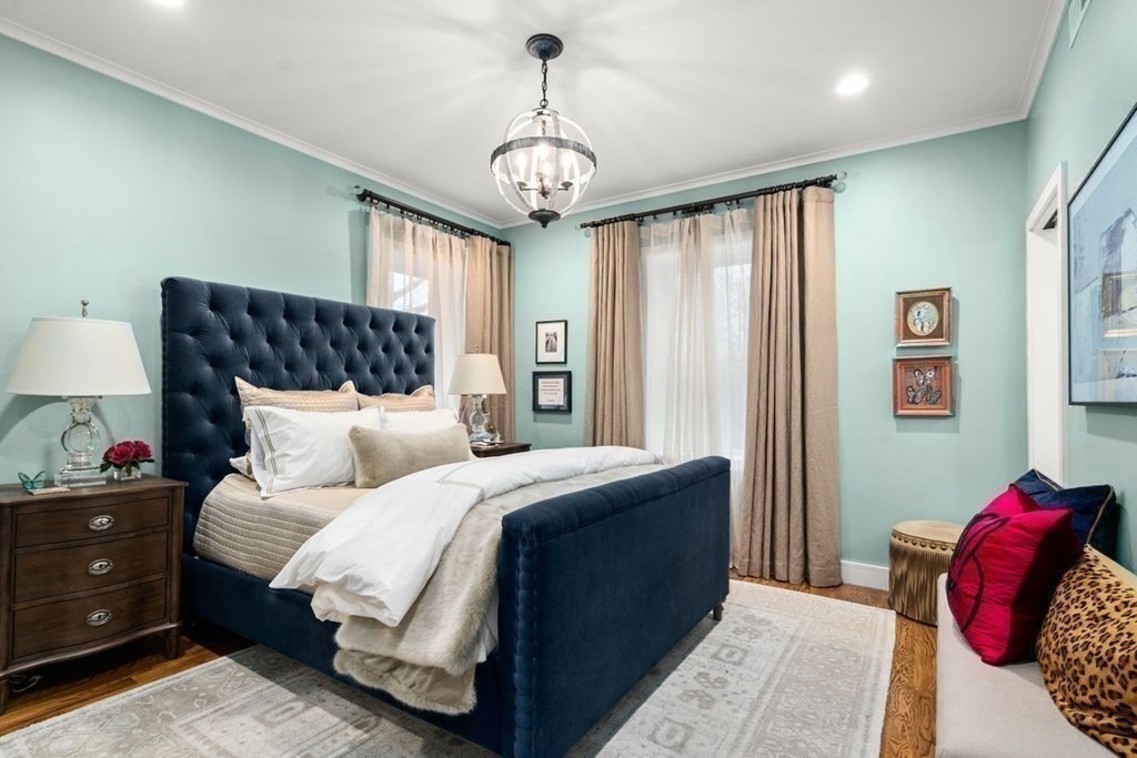 92 Pleasant Street, Unit 2 Brookline, MA 02446 - Photo 14 of 31