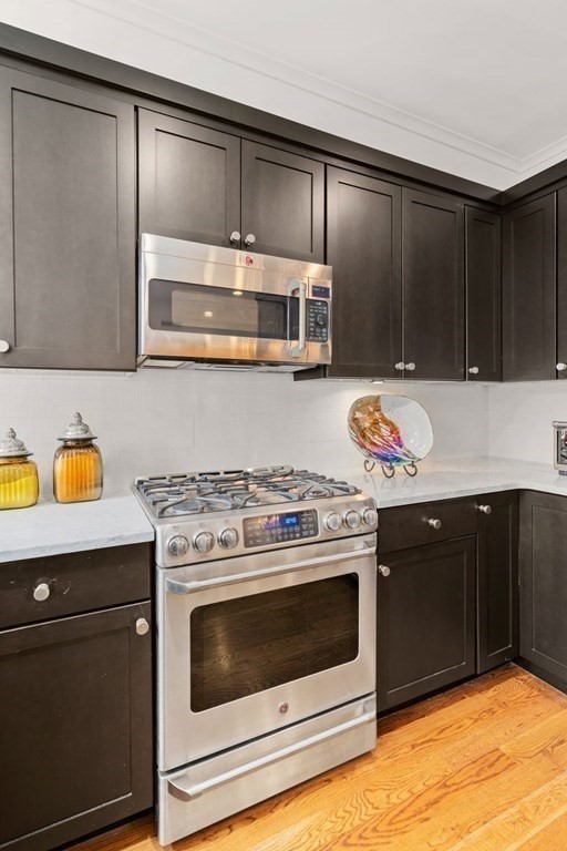 92 Pleasant Street, Unit 2 Brookline, MA 02446 - Photo 28 of 31