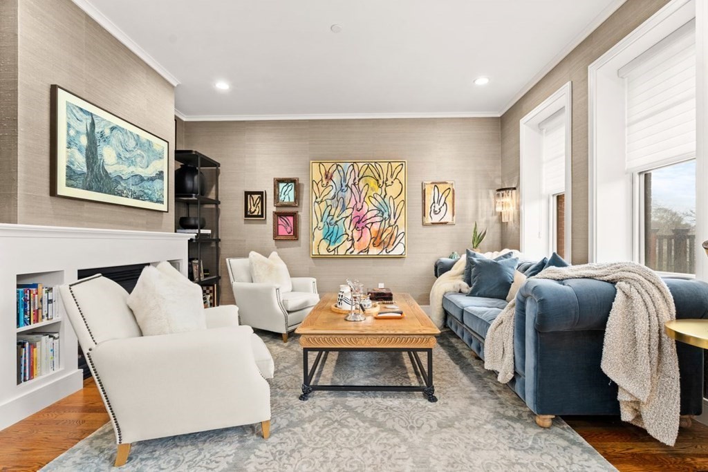 92 Pleasant Street, Unit 2 Brookline, MA 02446 - Photo 9 of 31