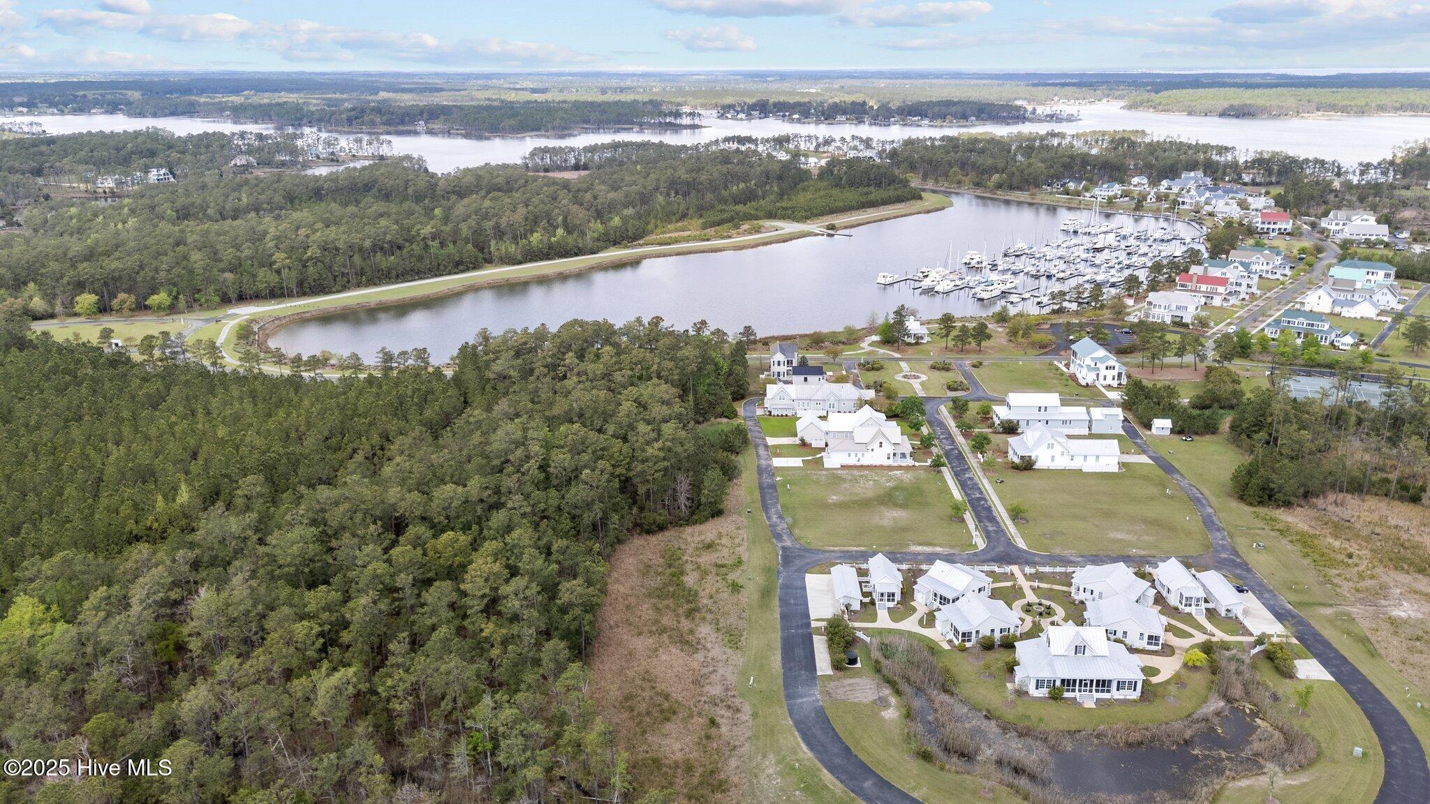 98 Boathouse Road Oriental, NC 28571 - Photo 20 of 55 12-web-or-mls-DJI_20250408134909_0034_D