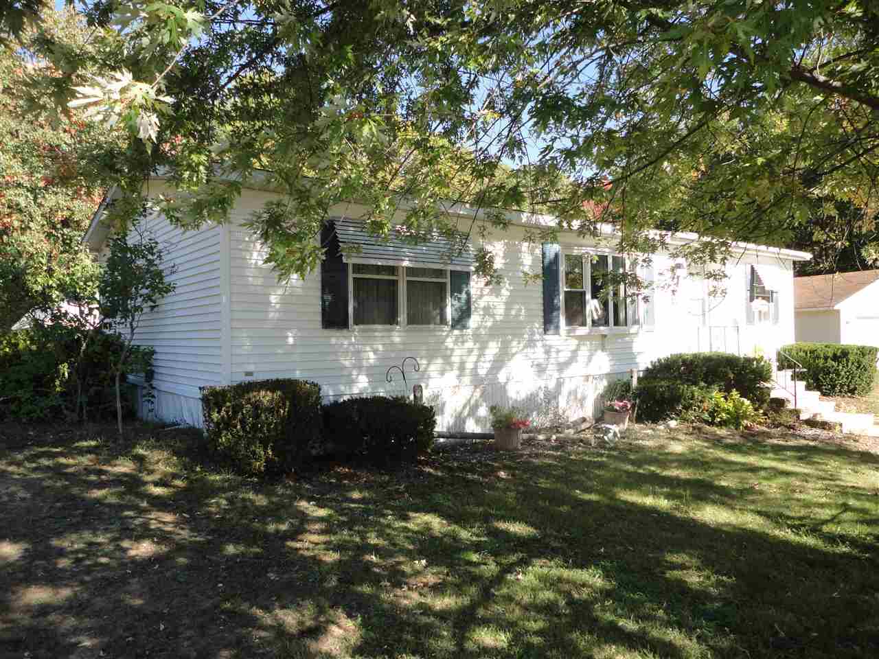 11 Lynn Lane Rochester, NH 03867 - Photo 3 of 11