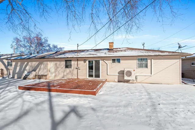 $249,900 | 1865 Bond Street, Green Bay, WI 54303